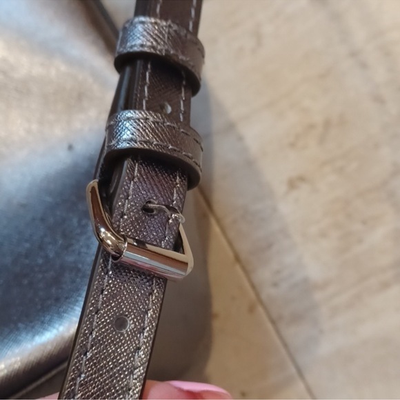 Henri Bendel New York Gorgeous Pewter/Silver Handbag/Crossbody Bag - Picture 4 of 16